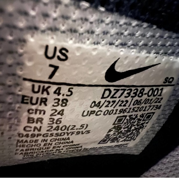 Nike Gray and Navy Sneakers Air Force 1 - Picture 4 of 13